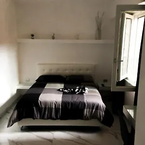 Alma House Bed & Breakfast
